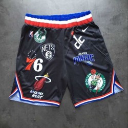 Шорты Nike Supreme