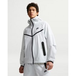 Ветровка Nike Tech
